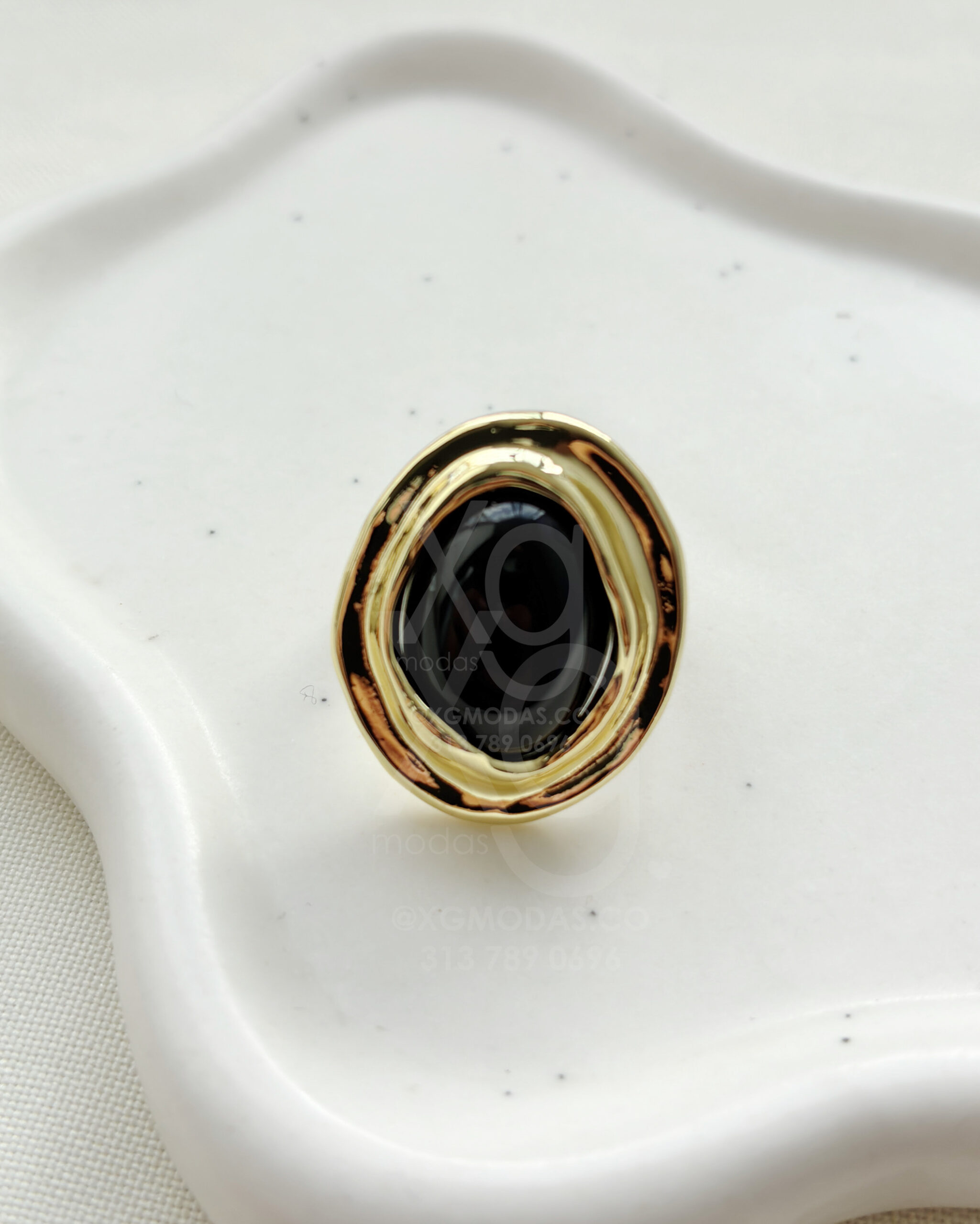 Anillo Obsidian Oval