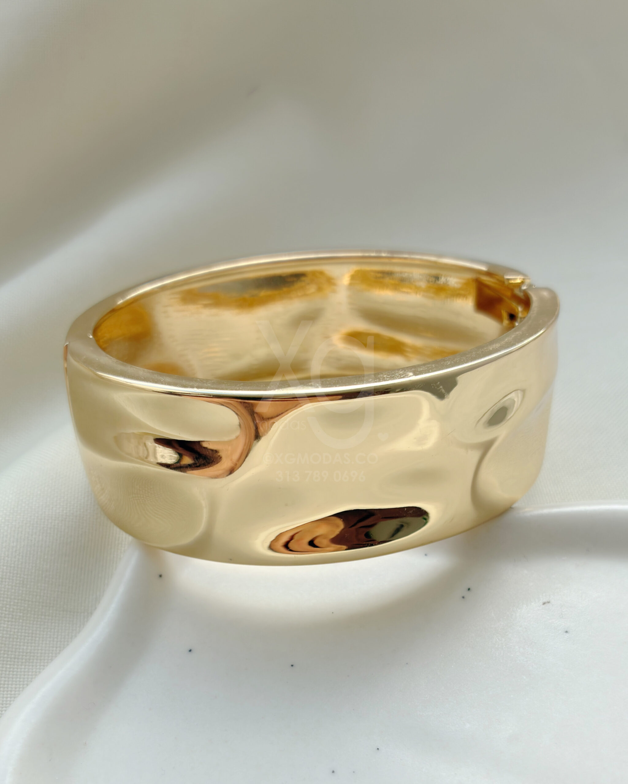 Brazalete Liquid Gold