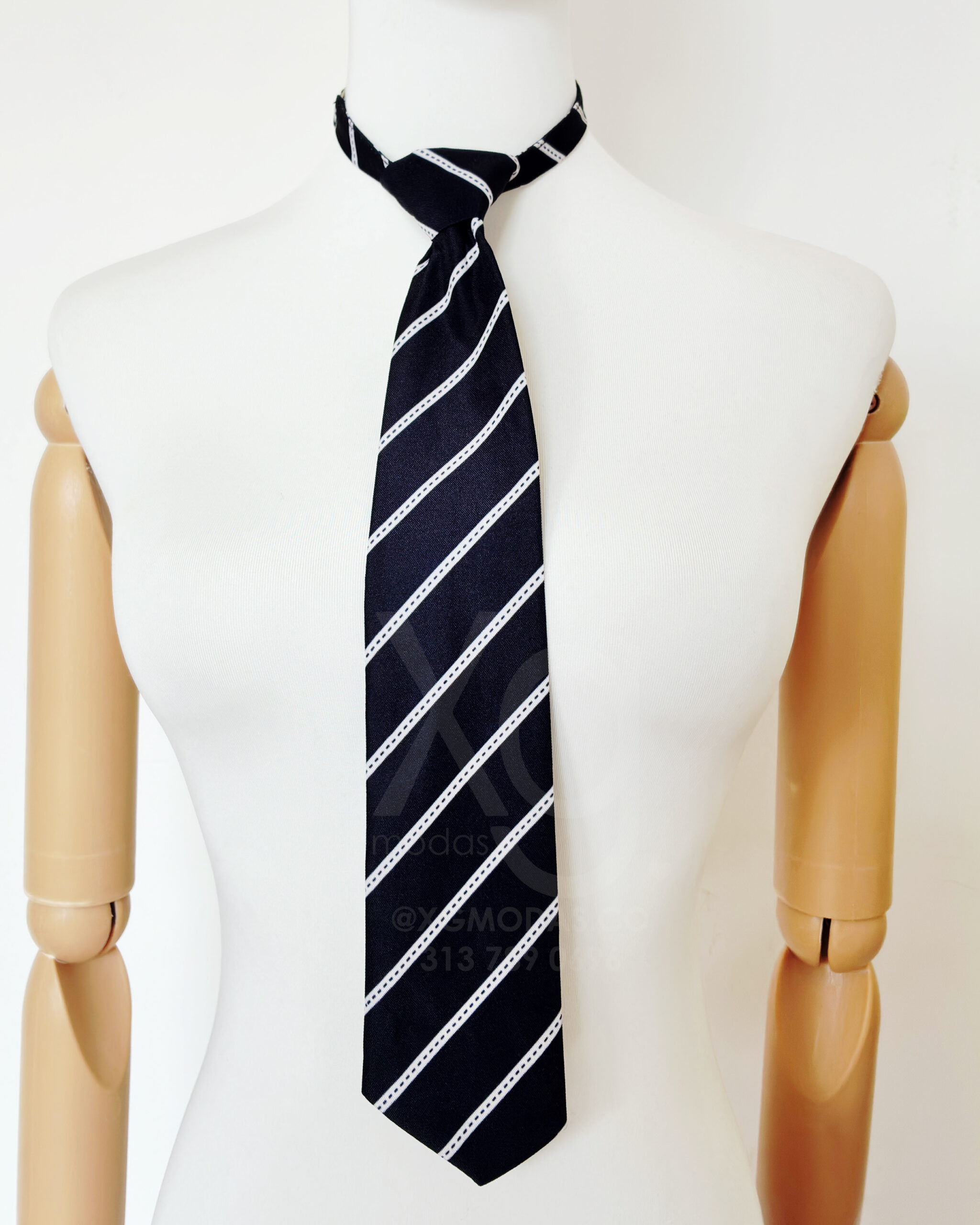 Corbata Yale