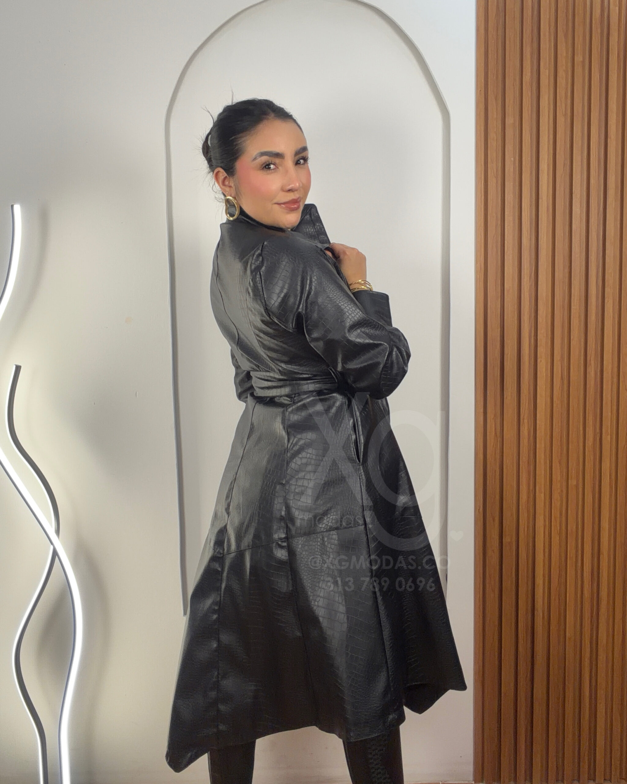 Gabardina Croco Black - Image 4