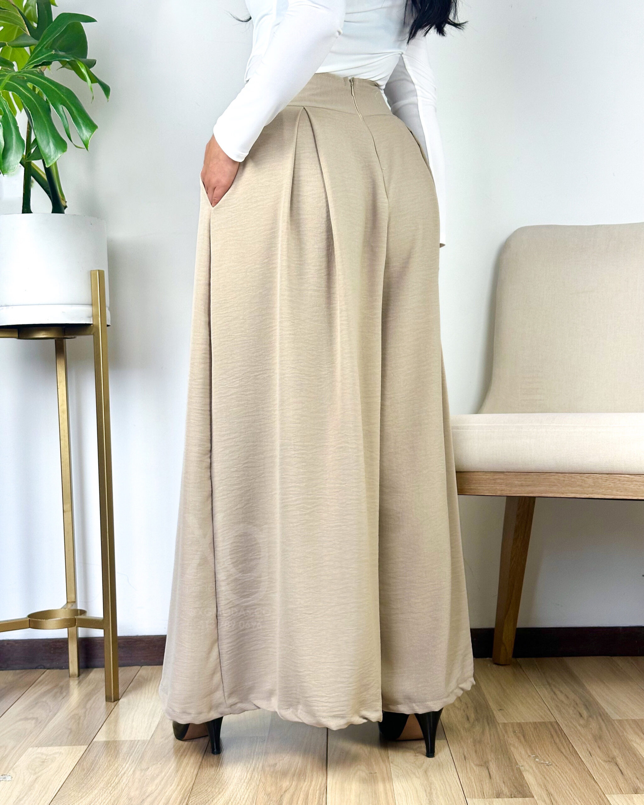 Pantalón Falda - Image 13